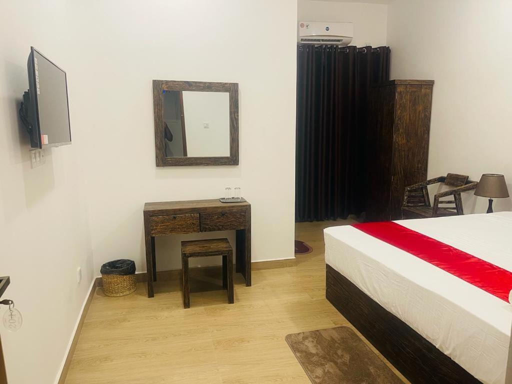 Lucky Transit Hotel - Katunayake Airport Luaran gambar
