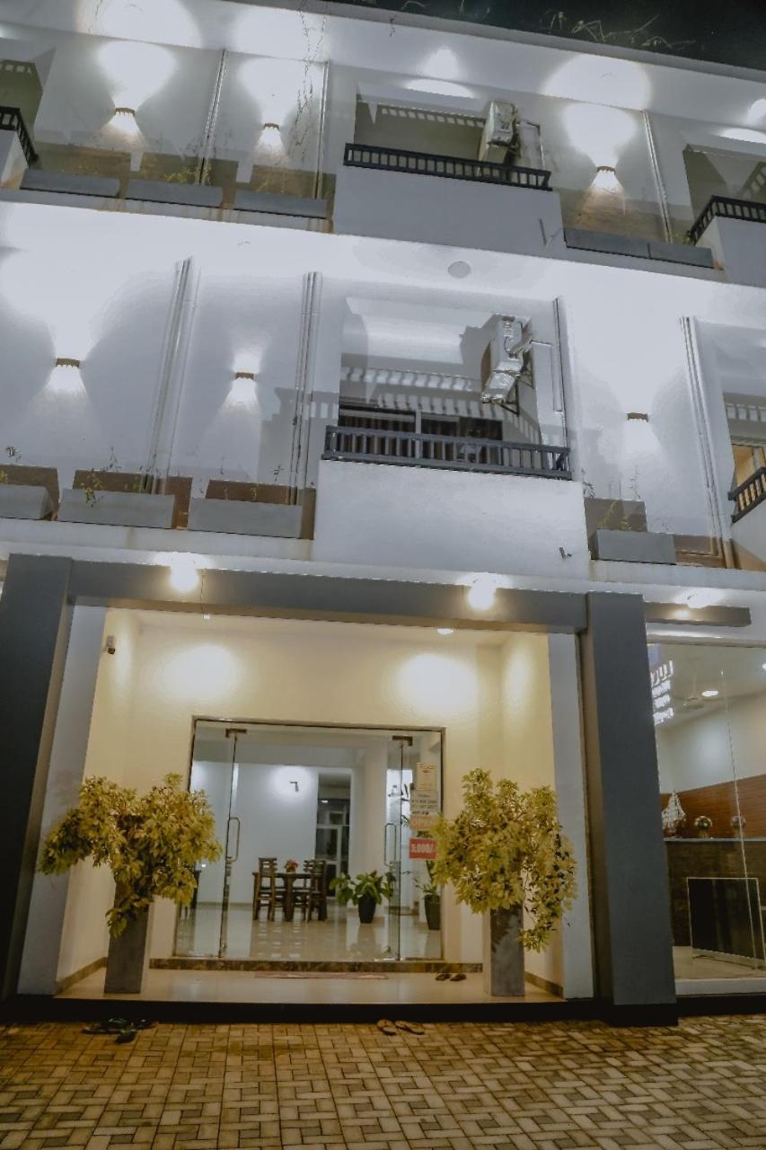 Lucky Transit Hotel - Katunayake Airport Luaran gambar
