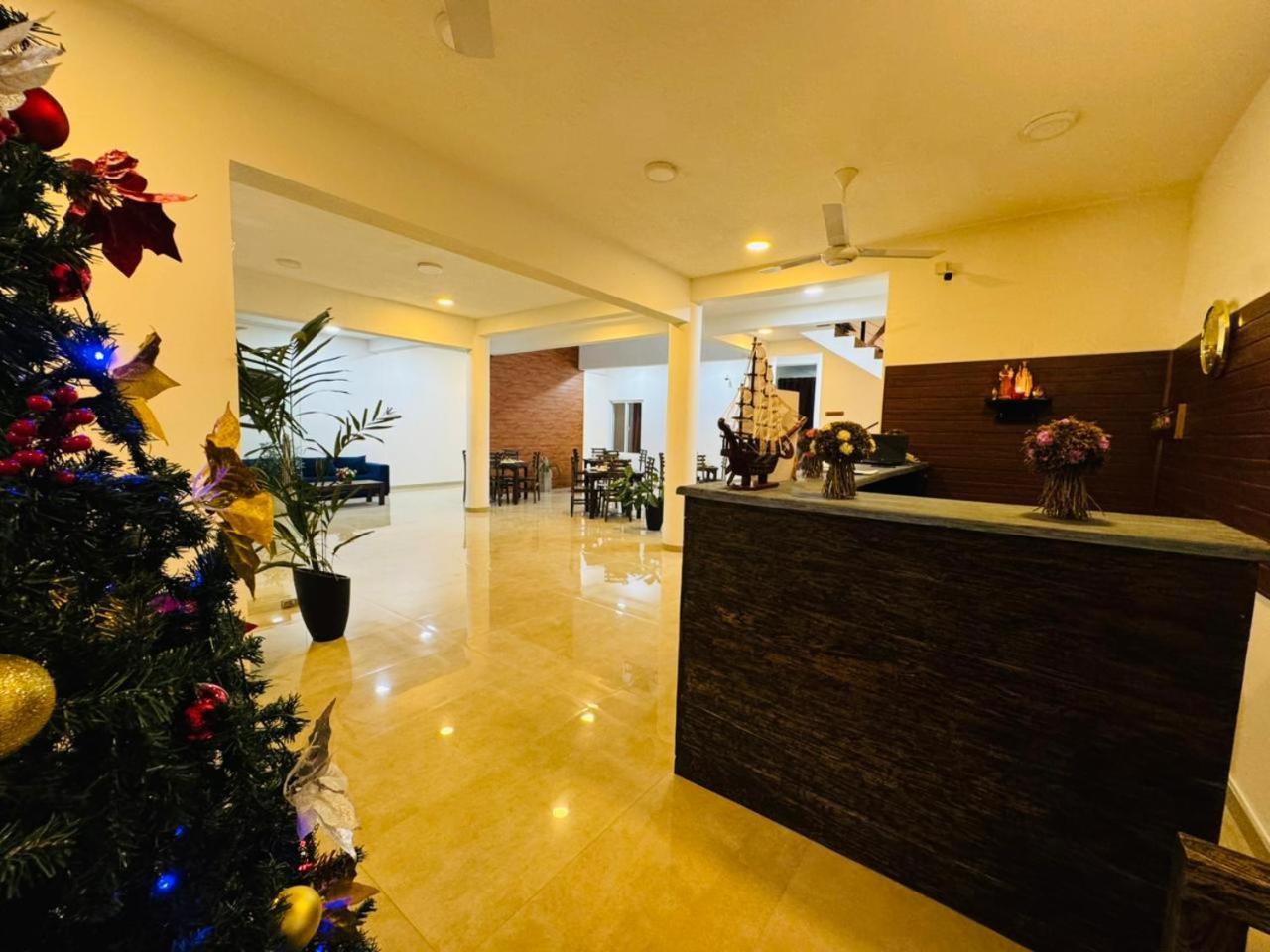 Lucky Transit Hotel - Katunayake Airport Luaran gambar